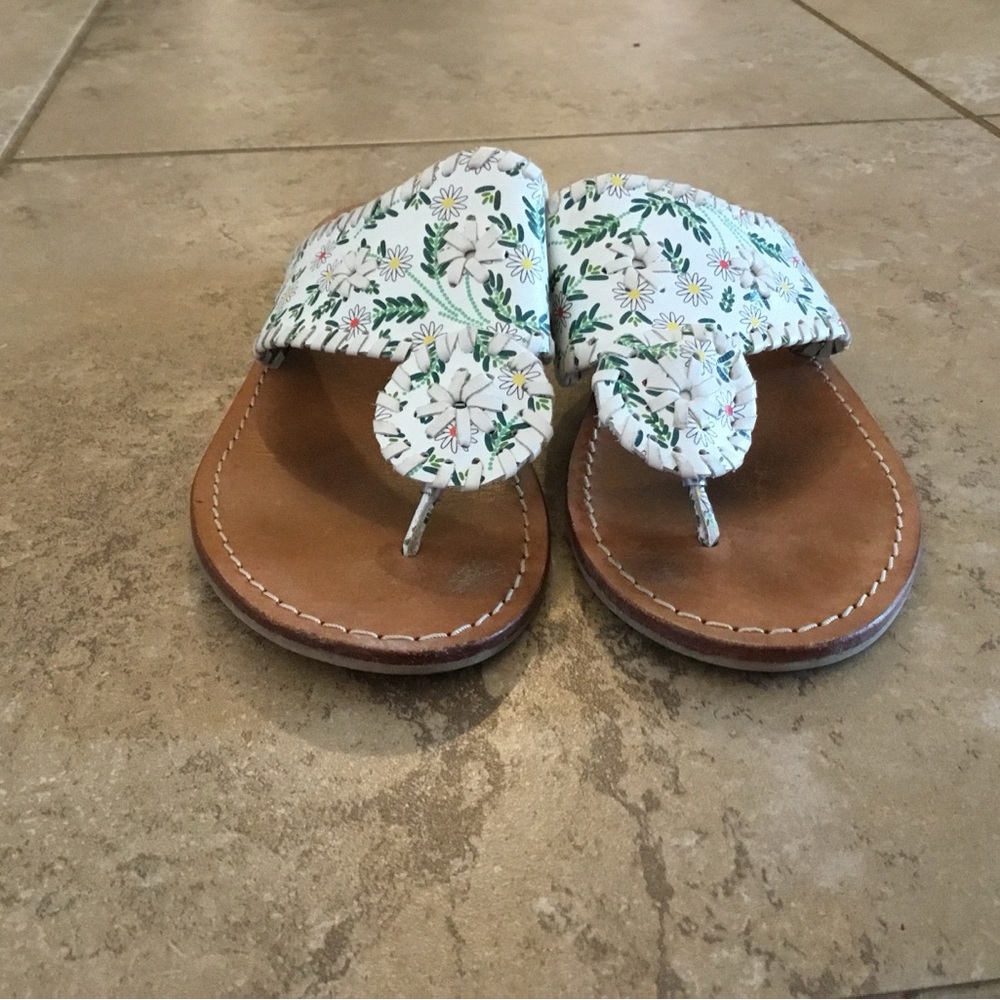 Floral Print Sandals with Brown Soles